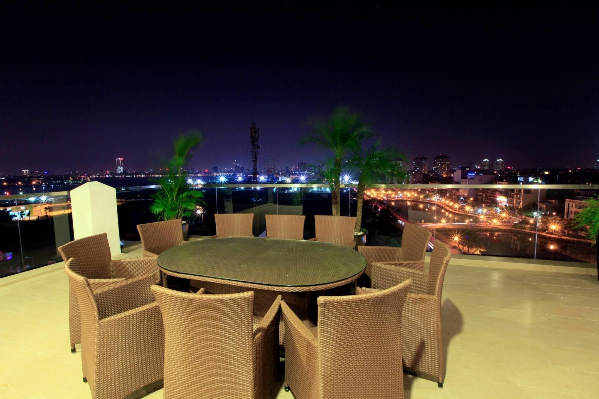 Hc Service Apartment Hanoi Bagian luar foto
